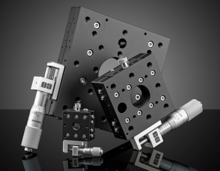 Линейные трансляторы на перекрестных роликовых подшипниках, со сквозным отверстием