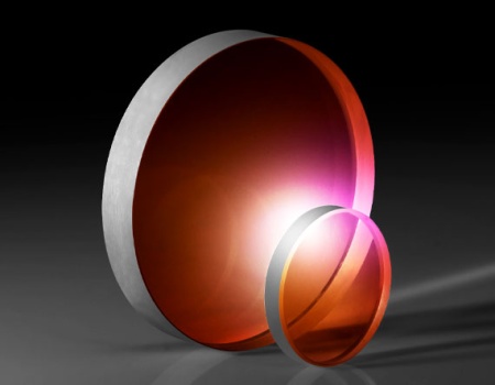 Клиновидные оптические соединения из фторида кальция (CaF2)