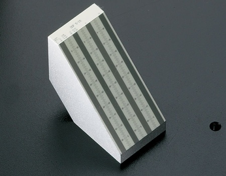 Тест-объекты для измерения резкости (DOF) Тест-объекты для измерения резкости (DOF)