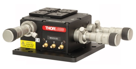MAX312D - Многоосные платформы NanoMax, 3 регулируемые координаты, дифференциальные приводы, пьезоактуаторы без обратной связи, Thorlabs